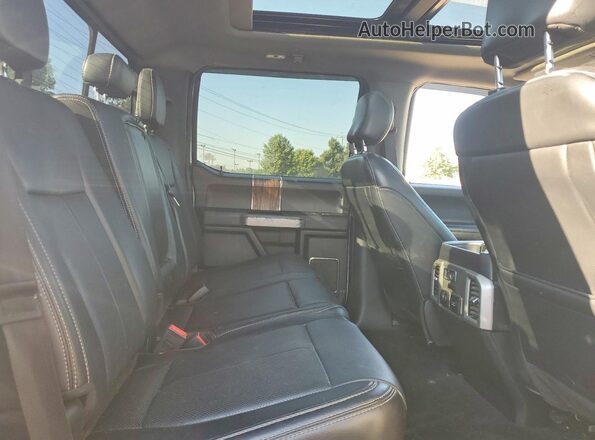 1FTEW1E4XKFC05525 2019 FORD F150 White Widok wnętrza z tyłu