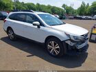 2018 Subaru Outback 2.5i Limited White vin: 4S4BSANC3J3228680