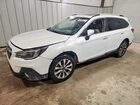 2019 Subaru Outback Touring White vin: 4S4BSATC4K3255567