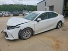 2025 Toyota Camry Le White vin: 4T1DAACK3SU148264