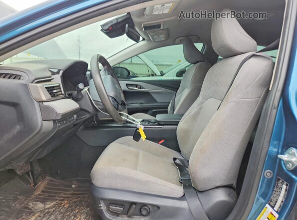 4T1DAACK7SU077943 2025 TOYOTA CAMRY Синий Вид салона спереди