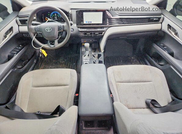 4T1DAACK7SU077943 2025 TOYOTA CAMRY Синий Вид панели приборов