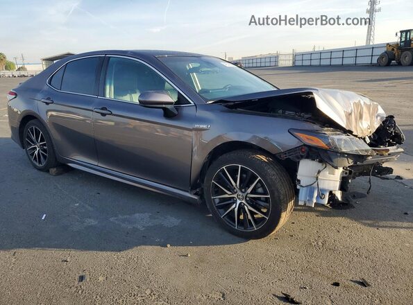 4T1G31AK8MU565232 2021 TOYOTA CAMRY Gray Front right