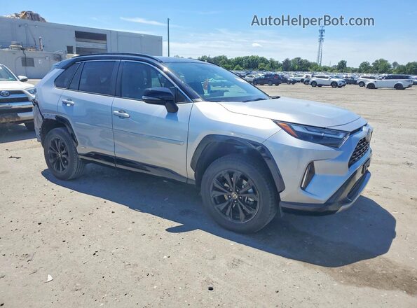 4T3E6RFV2NU098284 2022 TOYOTA RAV4 Silver Передня права чверть