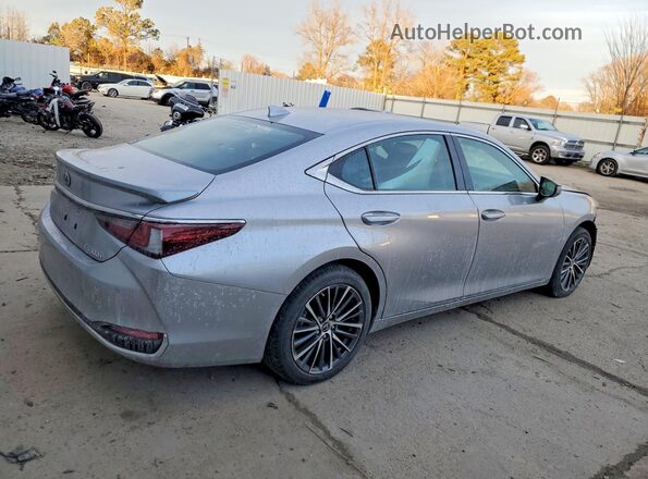 58ADA1C12SU071273 2025 LEXUS ES 300H Silver უკანა მარჯვენა