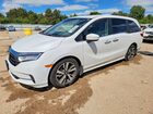 2024 Honda Odyssey Touring White vin: 5FNRL6H80RB016693