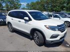 2018 Honda Pilot Touring White vin: 5FNYF6H90JB038578