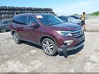 2017 Honda Pilot Touring Burgundy vin: 5FNYF6H97HB013123