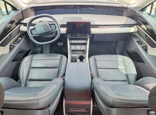 5LMPJ8J40SJ890940 2025 LINCOLN NAUTILUS Black წინა პანელის ხედი
