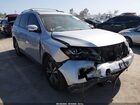 2018 Nissan Pathfinder Sl Silver vin: 5N1DR2MN2JC658231
