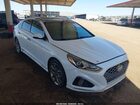 2018 Hyundai Sonata Sport 2.0t White vin: 5NPE34AB3JH649395