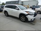2016 Toyota Highlander Le Plus V6 White vin: 5TDBKRFH4GS259800