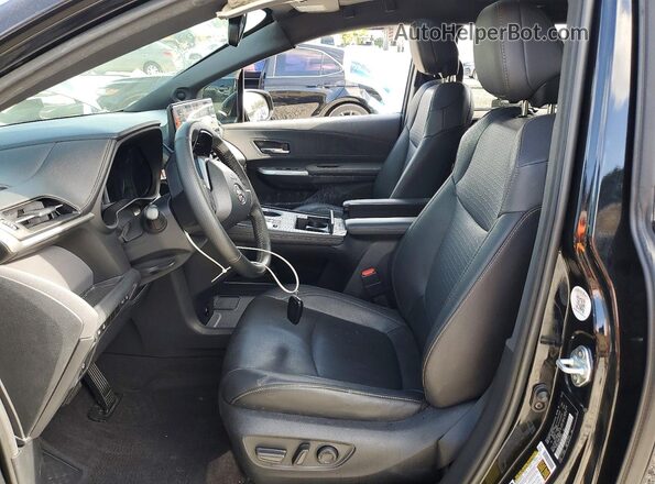 5TDCSKFC1PS085958 2023 TOYOTA SIENNA Black Front interior view