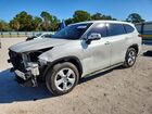 2021 Toyota Highlander L White vin: 5TDCZRAHXMS517899