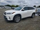 2018 Toyota Highlander Limited White vin: 5TDDZRFH9JS856825