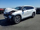 2022 Toyota Highlander Xle White vin: 5TDHZRBH2NS221460