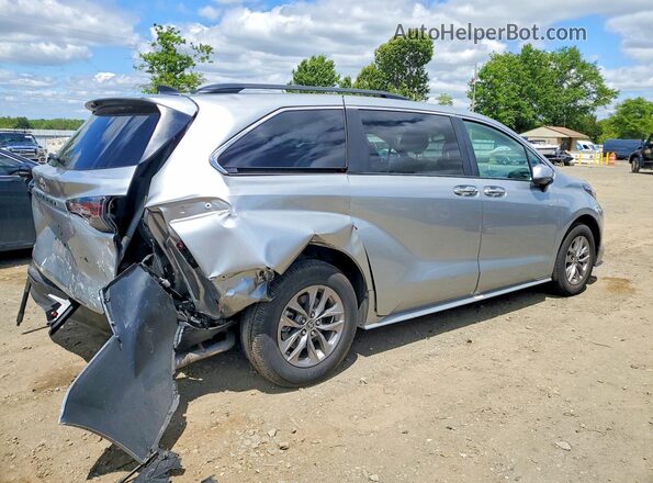 2025 TOYOTA SIENNA XLE 8-PASSENGER