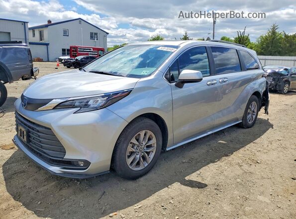 2025 TOYOTA SIENNA XLE 8-PASSENGER