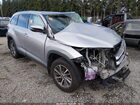 2019 Toyota Highlander Xle Silver vin: 5TDJZRFH1KS982021
