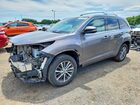 2018 Toyota Highlander Xle Silver vin: 5TDJZRFH2JS848164