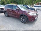 2018 Toyota Highlander Xle Red vin: 5TDJZRFH4JS882610