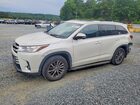 2018 Toyota Highlander Xle Белый vin: 5TDJZRFH8JS876356
