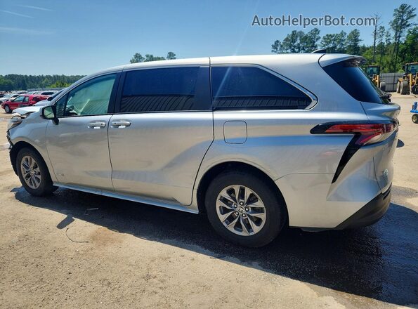 2021 TOYOTA SIENNA LE