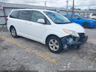 2017 Toyota Sienna Le 8 Passenger White vin: 5TDKZ3DC5HS827649