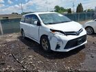 2018 Toyota Sienna Le 8 Passenger White vin: 5TDKZ3DC8JS946401