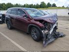 2018 Toyota Highlander Xle Maroon vin: 5TDKZRFH0JS263040