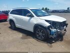 2018 Toyota Highlander Xle White vin: 5TDKZRFH2JS536382