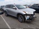 2019 Toyota Highlander Xle Silver vin: 5TDKZRFH4KS556313