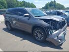 2018 Toyota Highlander Xle Gray vin: 5TDKZRFH7JS533767