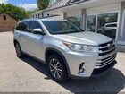 2019 Toyota Highlander Xle Silver vin: 5TDKZRFH8KS566312