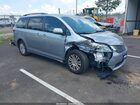 2017 Toyota Sienna Xle 8 Passenger Silver vin: 5TDYZ3DC2HS900535