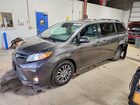 2018 Toyota Sienna Xle 8-passenger Gray vin: 5TDYZ3DC4JS962685