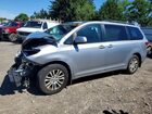 2017 Toyota Sienna Xle 8-passenger Silver vin: 5TDYZ3DC7HS812273
