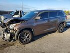 2018 Toyota Highlander Le Brown vin: 5TDZARFH9JS037925