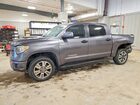 2018 Toyota Tundra Crewmax Sr5 Gray vin: 5TFDW5F10JX758409