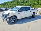 2018 Toyota Tundra Crewmax Sr5 White vin: 5TFDW5F13JX693359