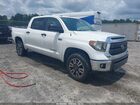 2018 Toyota Tundra Sr5 5.7l V8 White vin: 5TFDW5F14JX728717