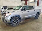 2017 Toyota Tundra Sr5 Silver vin: 5TFDW5F17HX647429
