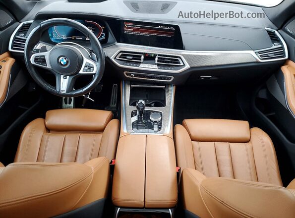5UXTA6C07M9G43070 2021 BMW X5 White Dashboard view