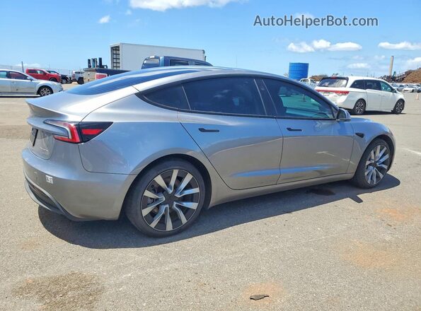 5YJ3E1EB0SF996757 2025 TESLA MODEL Серебряный Задняя правая четверть