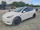 2021 Tesla Model Y White vin: 5YJYGAEE1MF195414