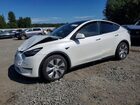 2021 Tesla Model Y White vin: 5YJYGAEE9MF237781