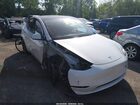 2021 Tesla Model Y Long Range Dual Motor All-wheel Drive White vin: 5YJYGDEE3MF196694