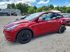 2020 Tesla Model Y Красный vin: 5YJYGDEE4LF034717