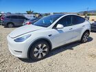 2021 Tesla Model Y Белый vin: 5YJYGDEE8MF181009