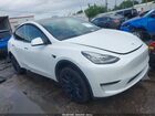 2021 Tesla Model Y Long Range Dual Motor All-wheel Drive White vin: 5YJYGDEEXMF306236